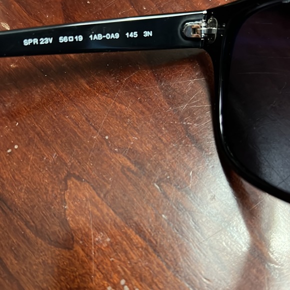 Very good condition. Rarely used sunglasses. - Picture 7 of 9